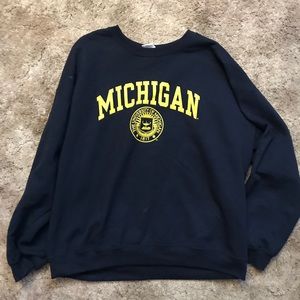 University of Michigan Crew Neck XL
